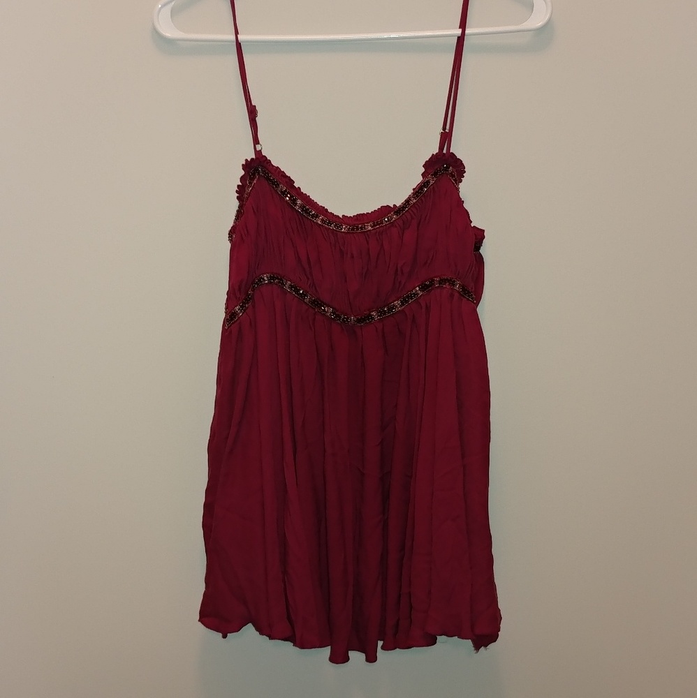 Garnet Express Design Studio Top